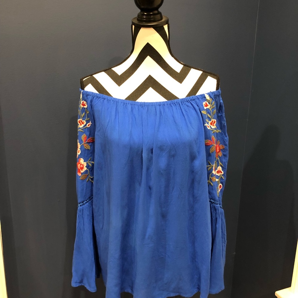 Off the Shoulder tunic